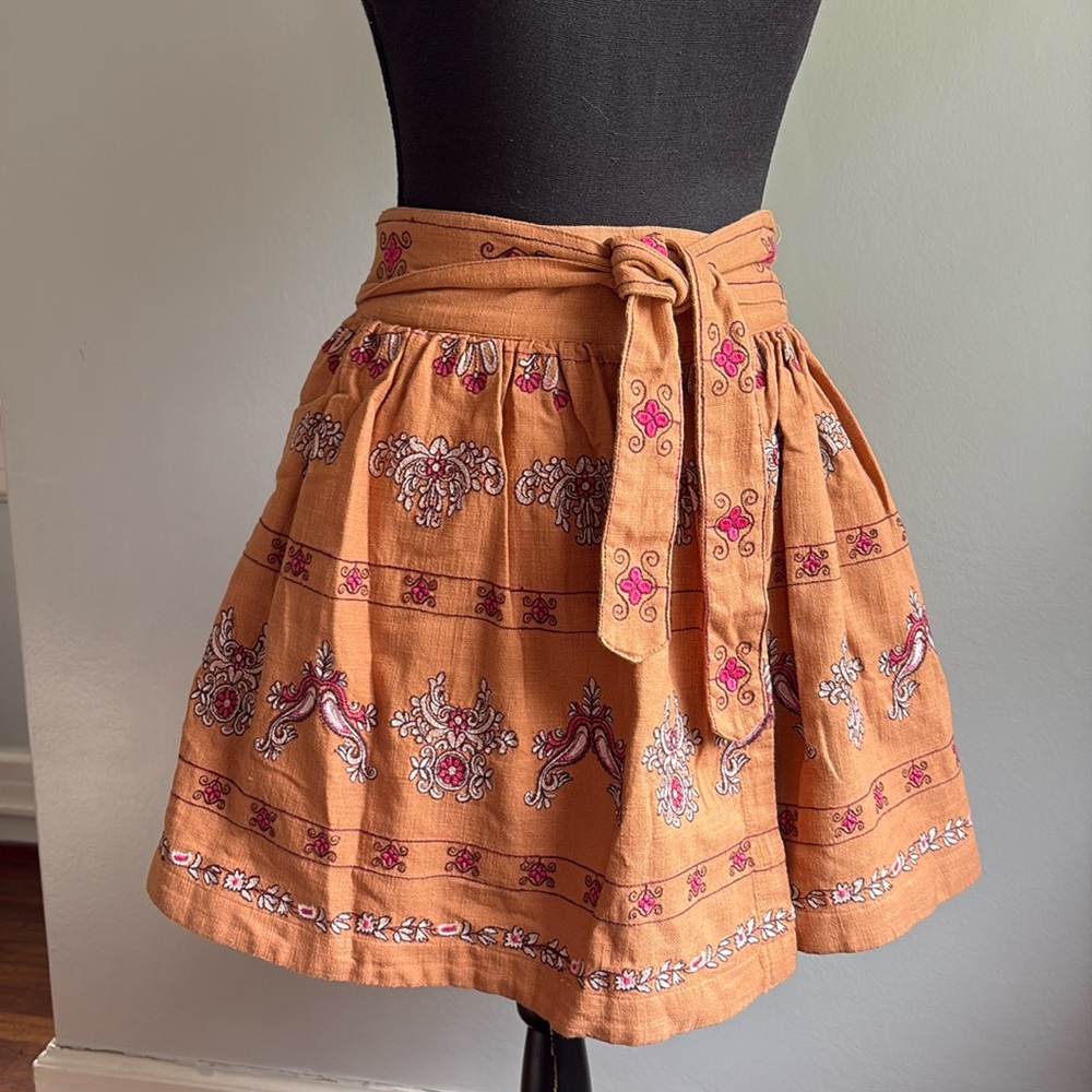 Anthropologie Meghan Embroidered Mini Skirt Size 0